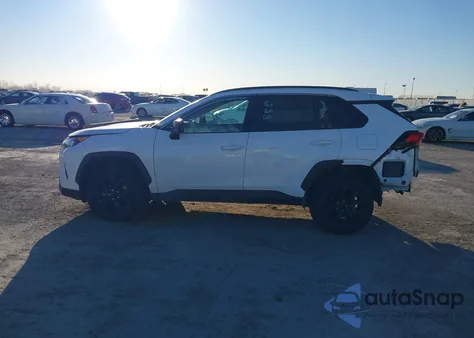 2021 Toyota Rav4 Le z USA, uszkodzony, nr VIN 2T3H1RFV7MC151847